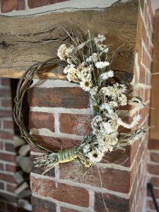 Snow Bride White Country Dried Flower Wreath 02